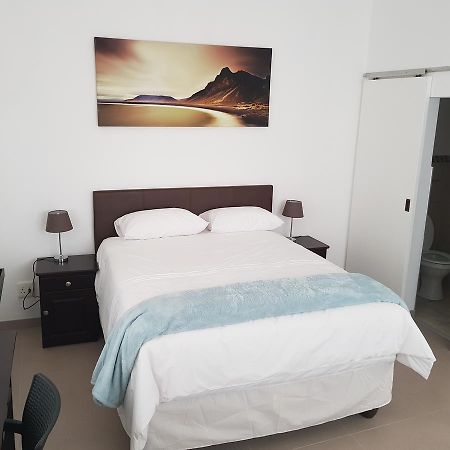Fama Lodge Rm12 开普敦 外观 照片
