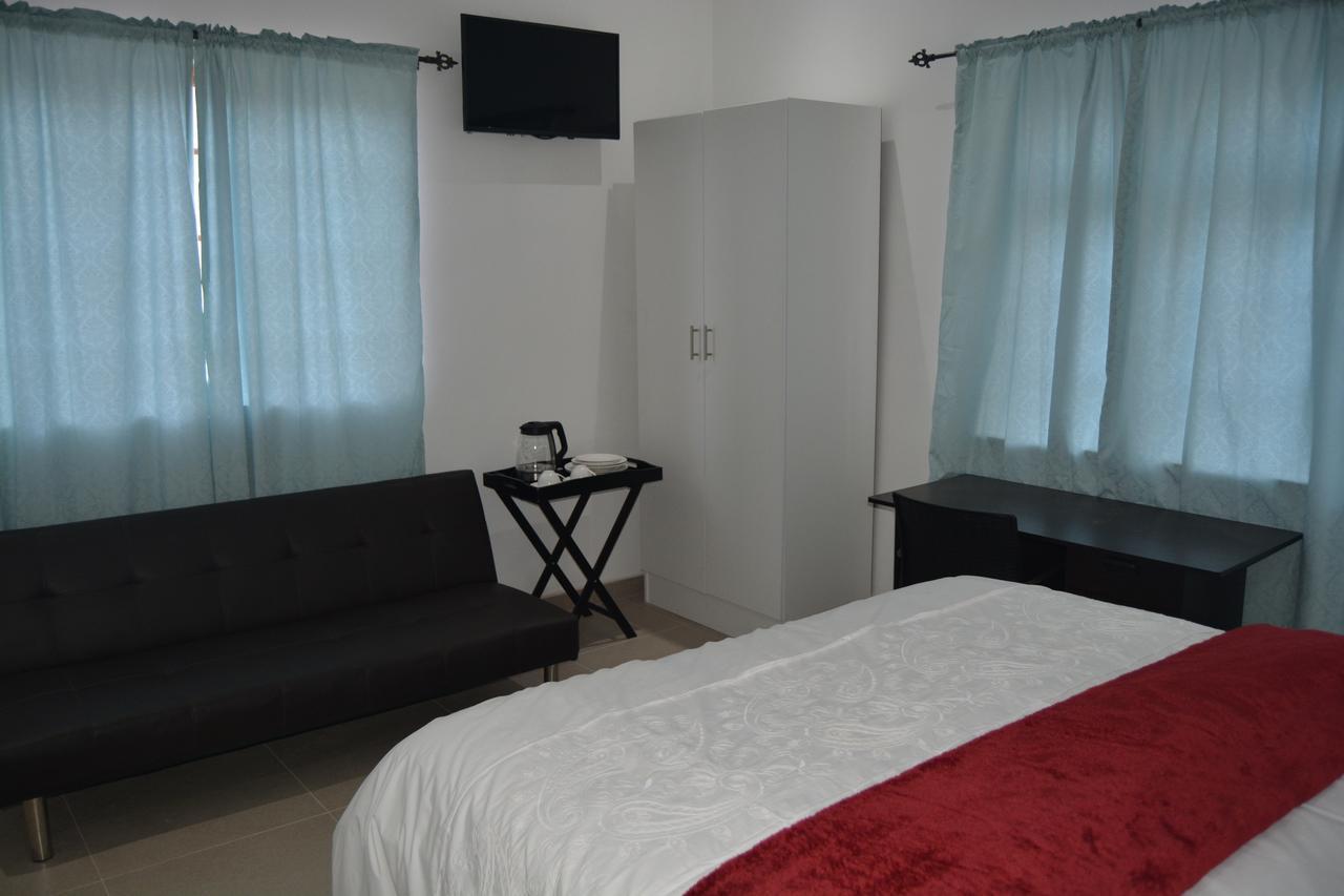Fama Lodge Rm12 开普敦 外观 照片